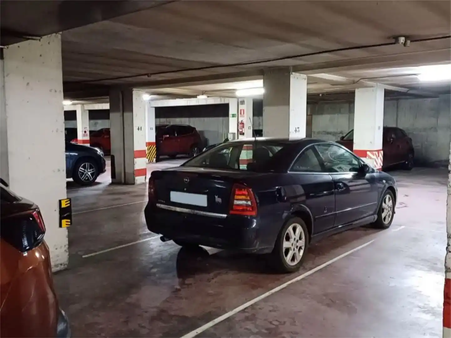 Aparcament de Garatge en venda en Avilés