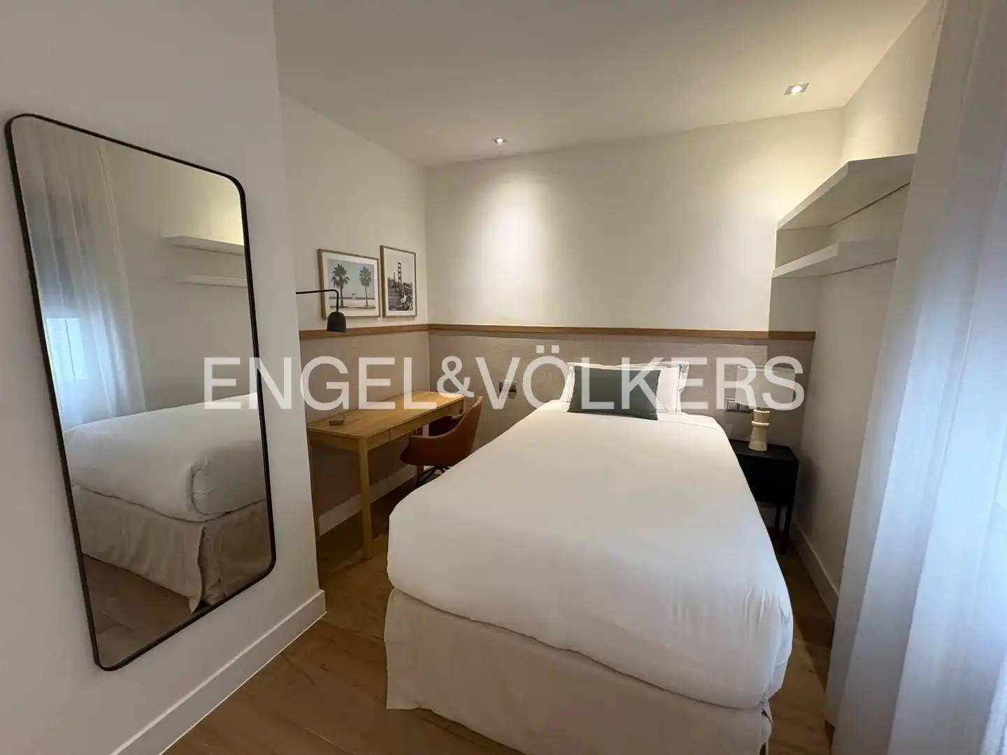 Schlafzimmer von Wohnung zur Miete in Madrid mit Klimaanlage und Heizung