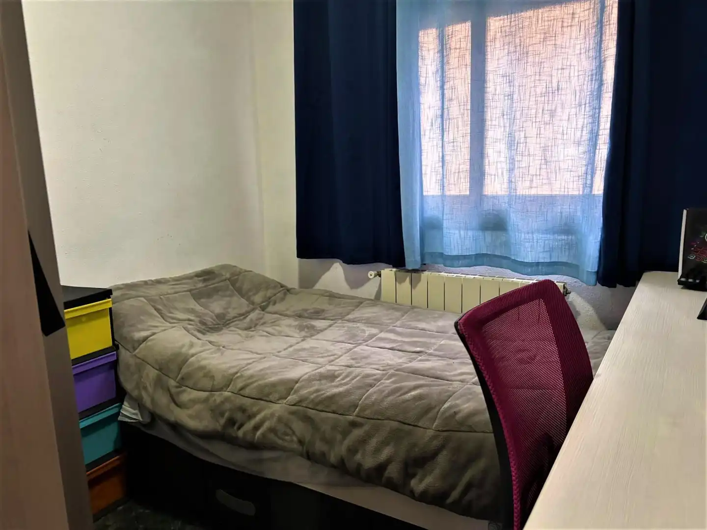Schlafzimmer von Wohnung zum Verkauf in Terrassa mit Klimaanlage und Heizung
