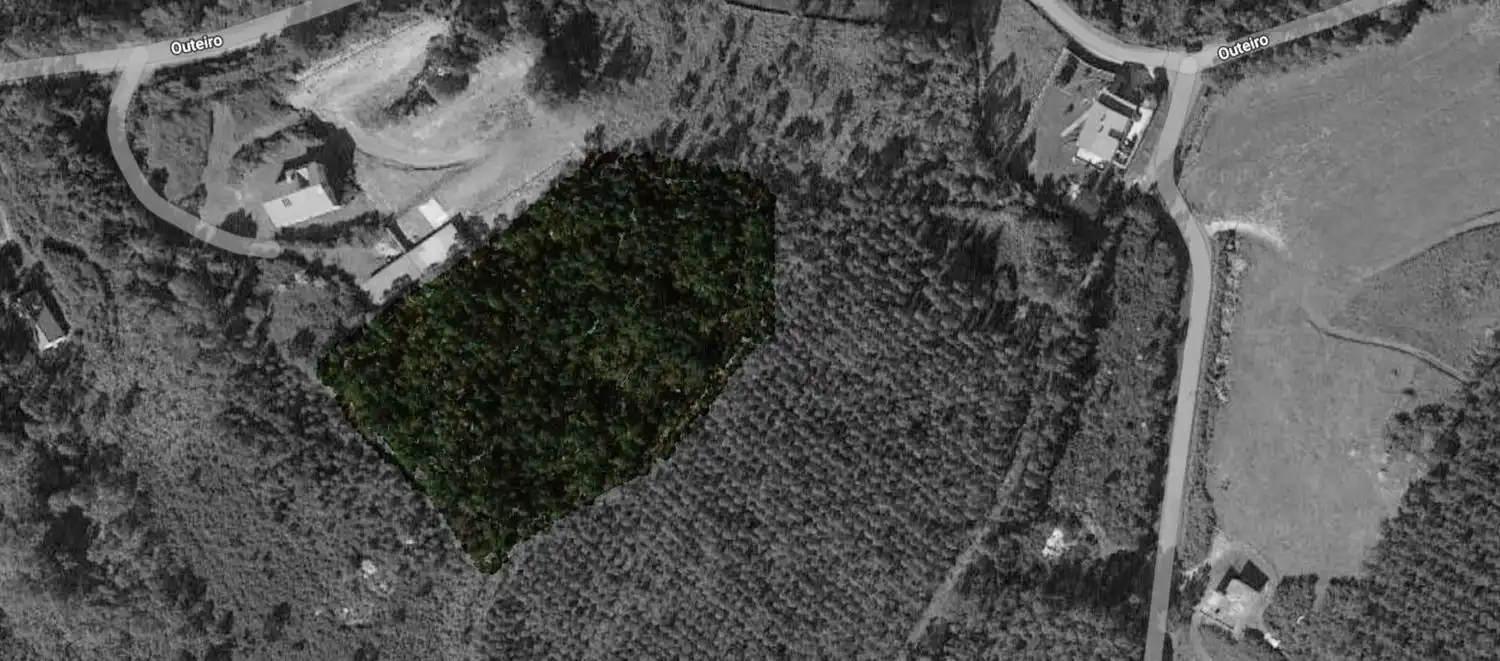 Land for sale in A Laracha  , A Coruña