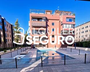 Vista exterior de Pis de lloguer en  Madrid Capital amb Aire condicionat, Calefacció i Piscina