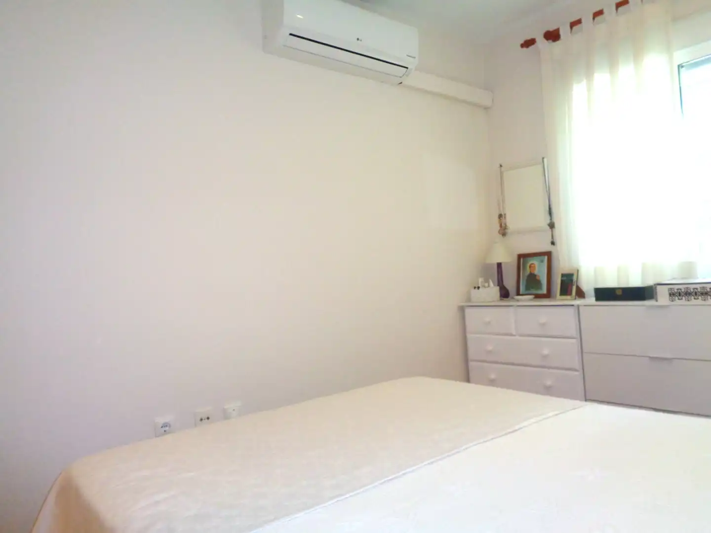 Habitación de Apartamento en venta en Islantilla con Aire acondicionado, Calefacción y Jardín privado