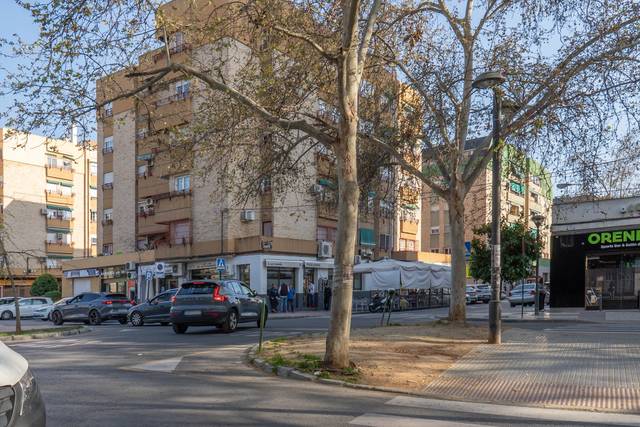 Piso en Venta en Avenida de Italia, 9 en Barrio de Zaidín