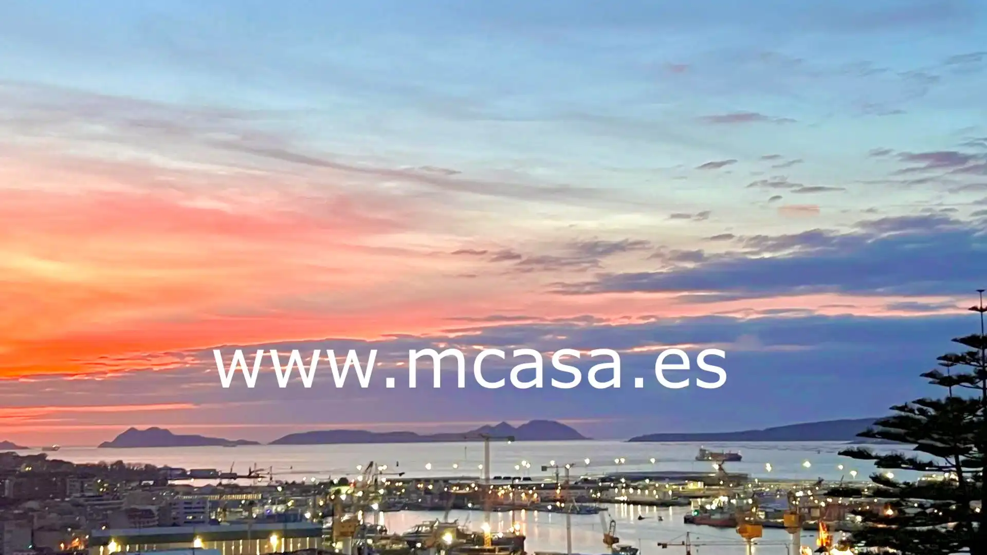 Ático en venta en Vigo  con Calefacción, Terraza y Trastero