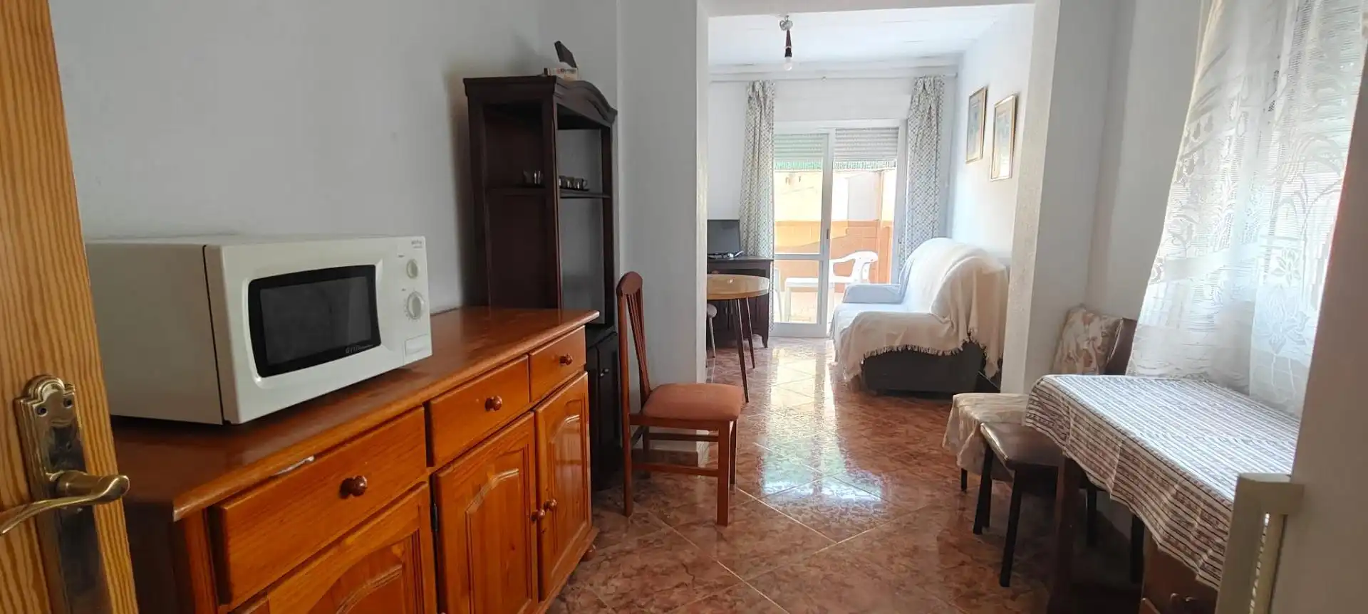 Wohnzimmer von Wohnung zur Miete in Granada mit Klimaanlage, Terrasse und Möbliert