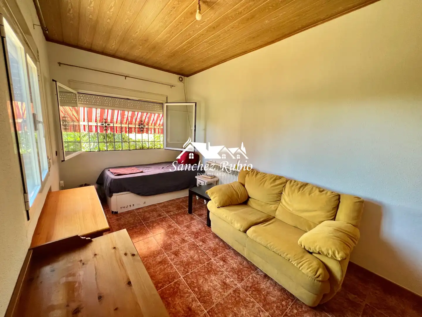Bedroom of Houses for sale in Galapagar  with Heating, Private garden and Parquet flooring