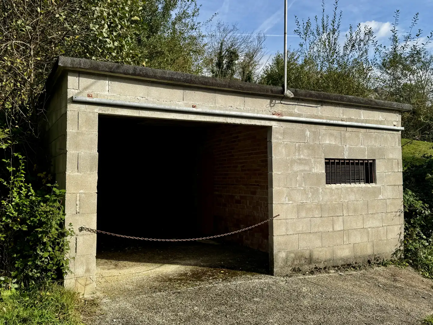 Aparcament de Casa o xalet en venda en San Roque de Riomiera