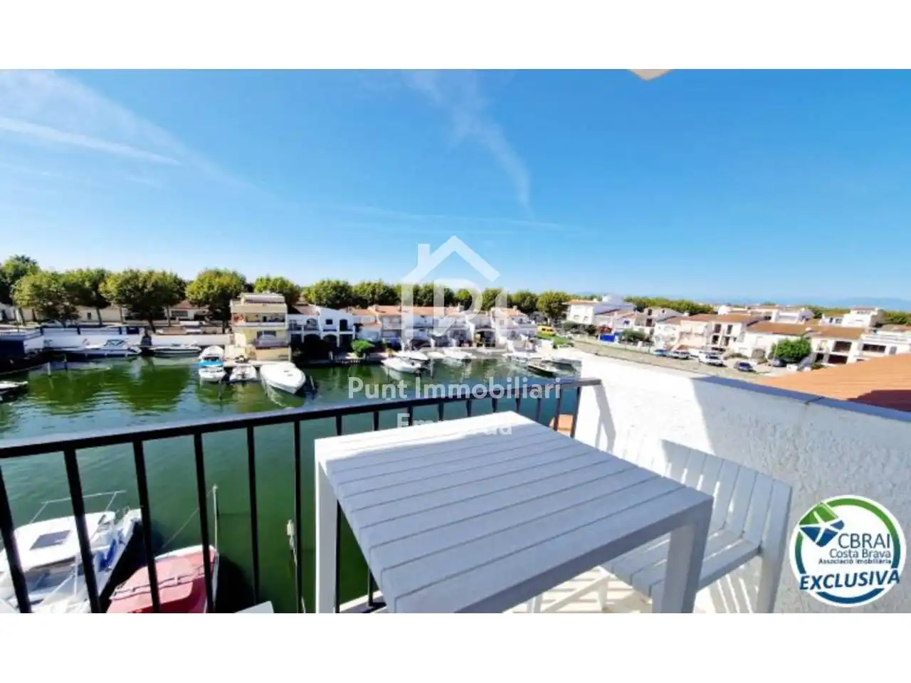 Appartement compact avec terrasse à vendre à Sector Port Alegre, imagen 3
