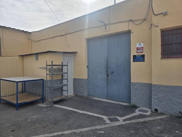 Nave industrial en Alquiler en La Foia - Daimés - Asprella