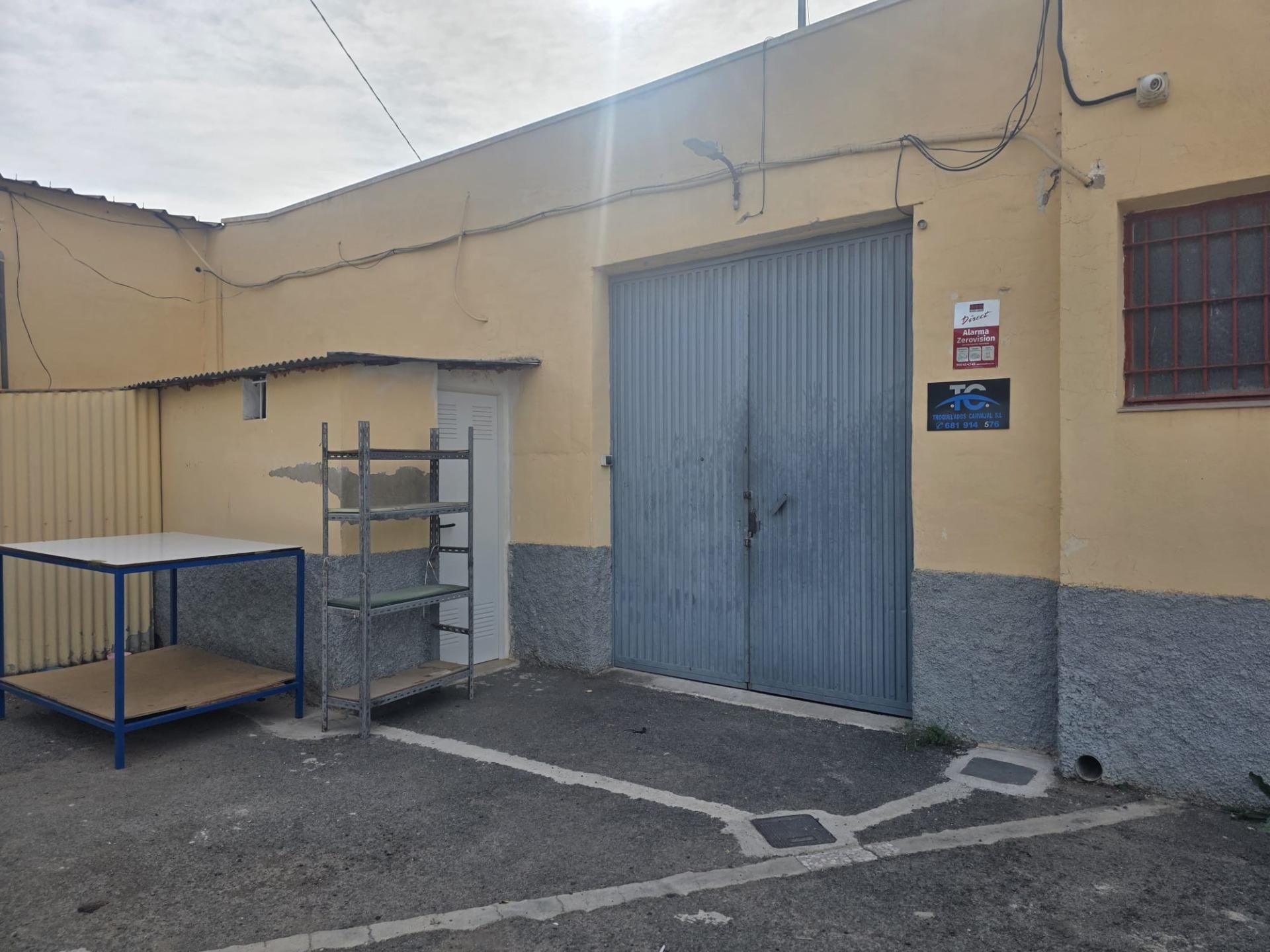 Exterior view of Industrial buildings to rent in Elche / Elx