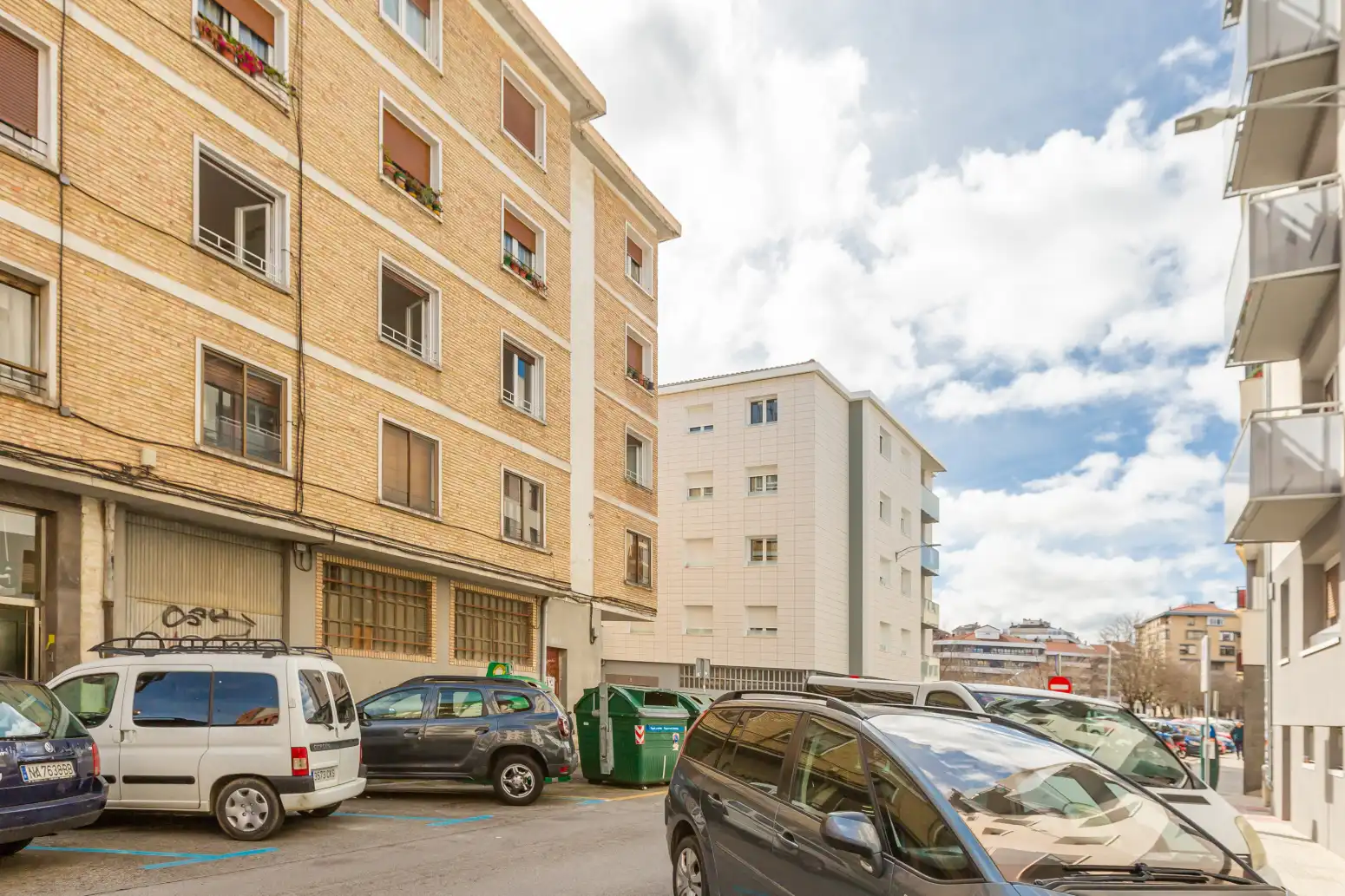 Exterior view of Commercial properties for sale in  Pamplona / Iruña  with Air Conditioner