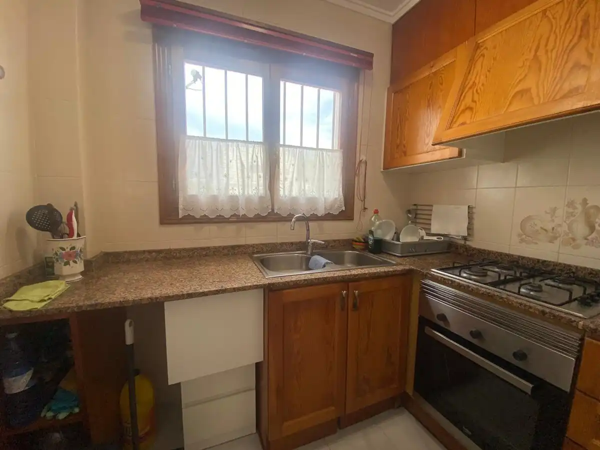 Cuina de Apartament de lloguer en Dénia amb Aire condicionat, Calefacció i Terrassa