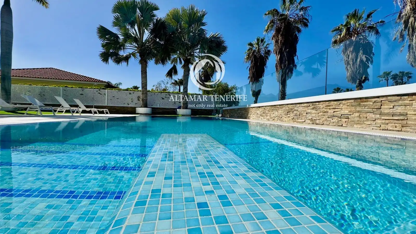 Casa con piscina en venta en Samarin, imagen 4