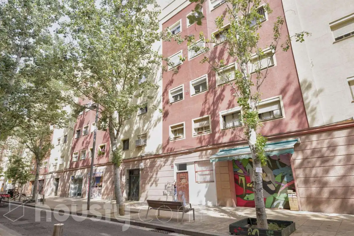 Vista exterior de Piso en venta en Barcelona con Parquet
