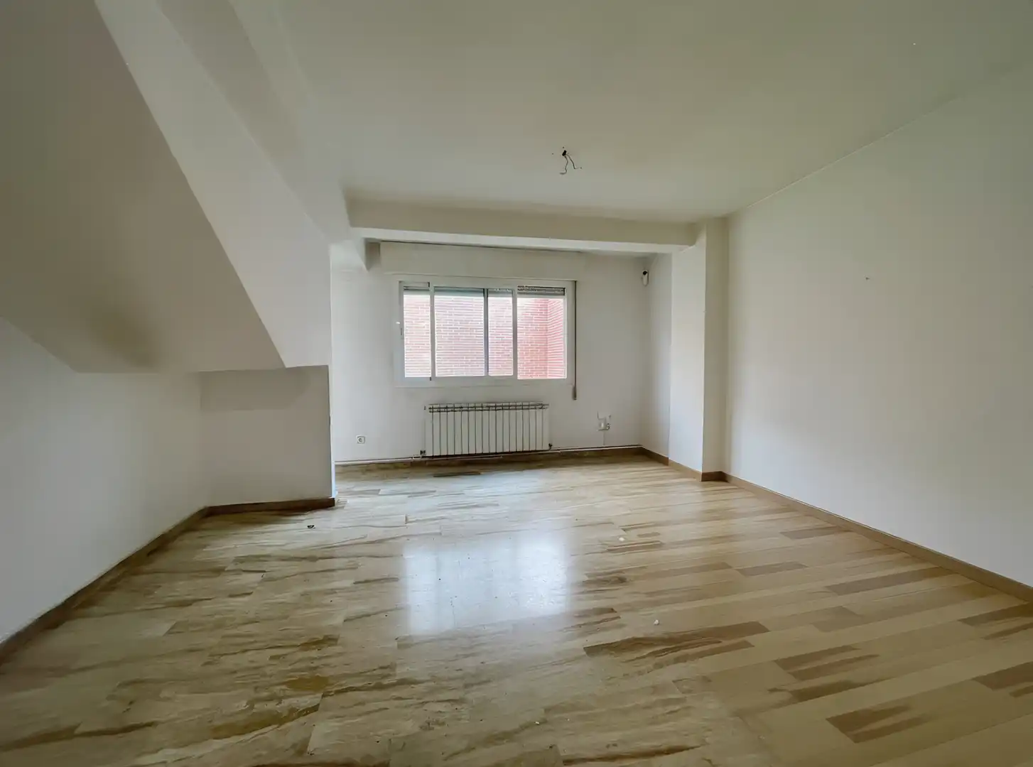 Living room of Flat for sale in Madrid  with Air Conditioner and Heating