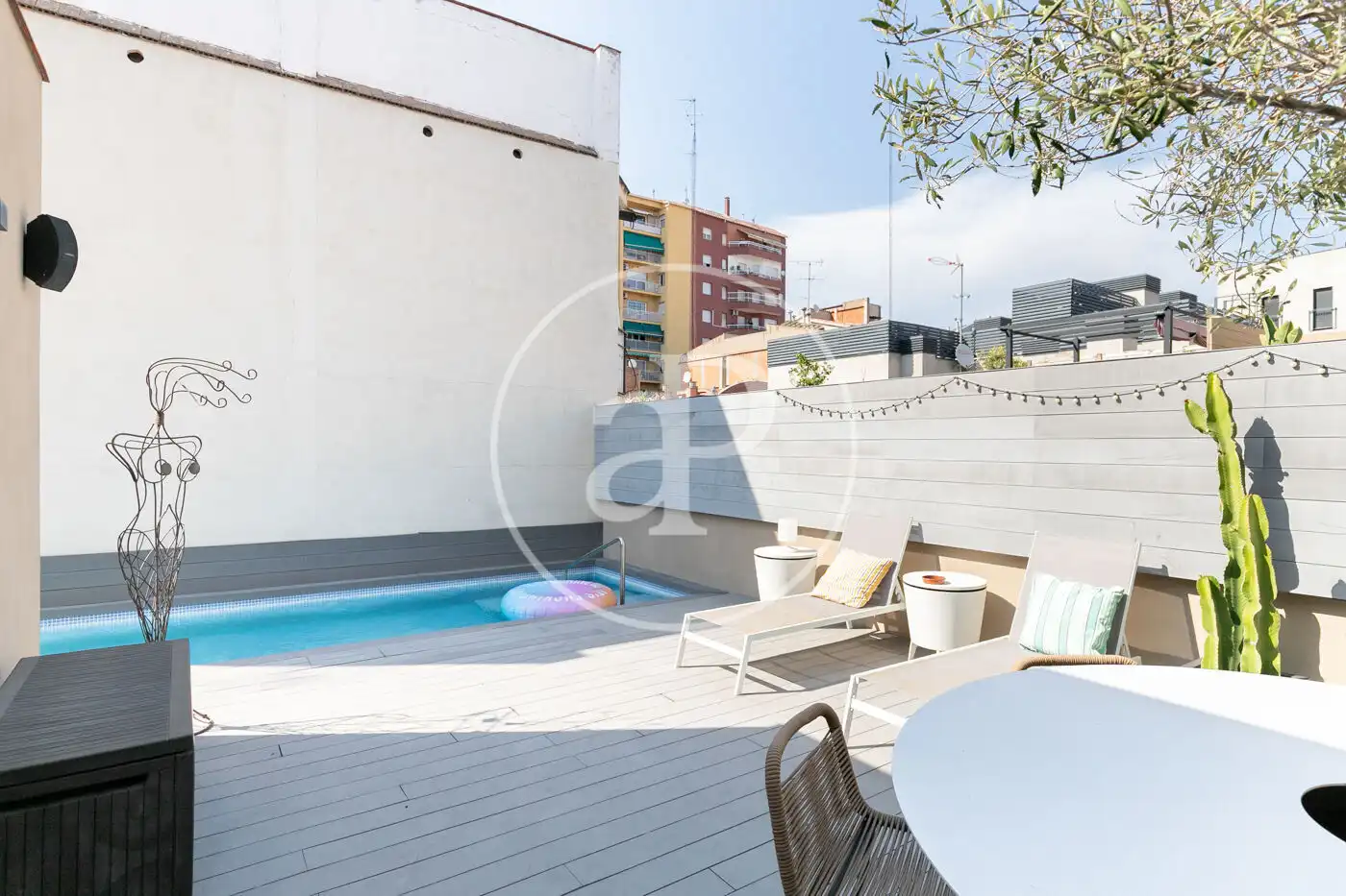 Swimming pool of Detached homes for sale in Barcelona  with Air Conditioner, Heating and Private garden