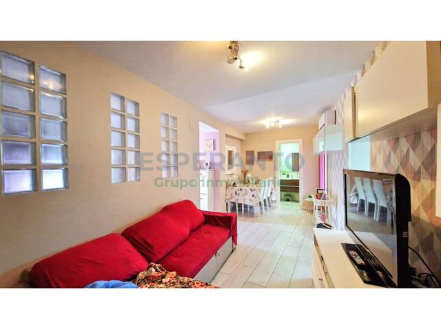 Casa-chalet en Venta en ALMENDRALES DE LOS en Olletas - Sierra Blanquilla