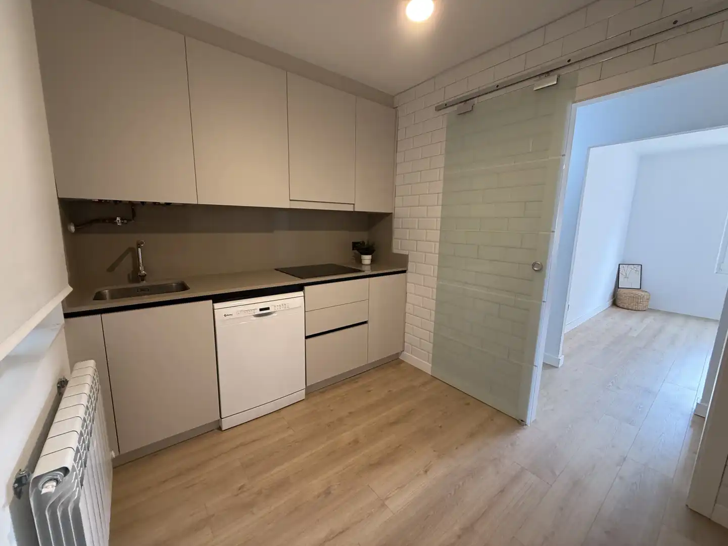 Kitchen of Flat for sale in Oviedo   with Heating and Terrace