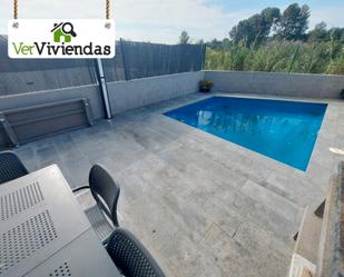 Single-family semi-detached for sale in Carrer de la Font, 16, Abrera