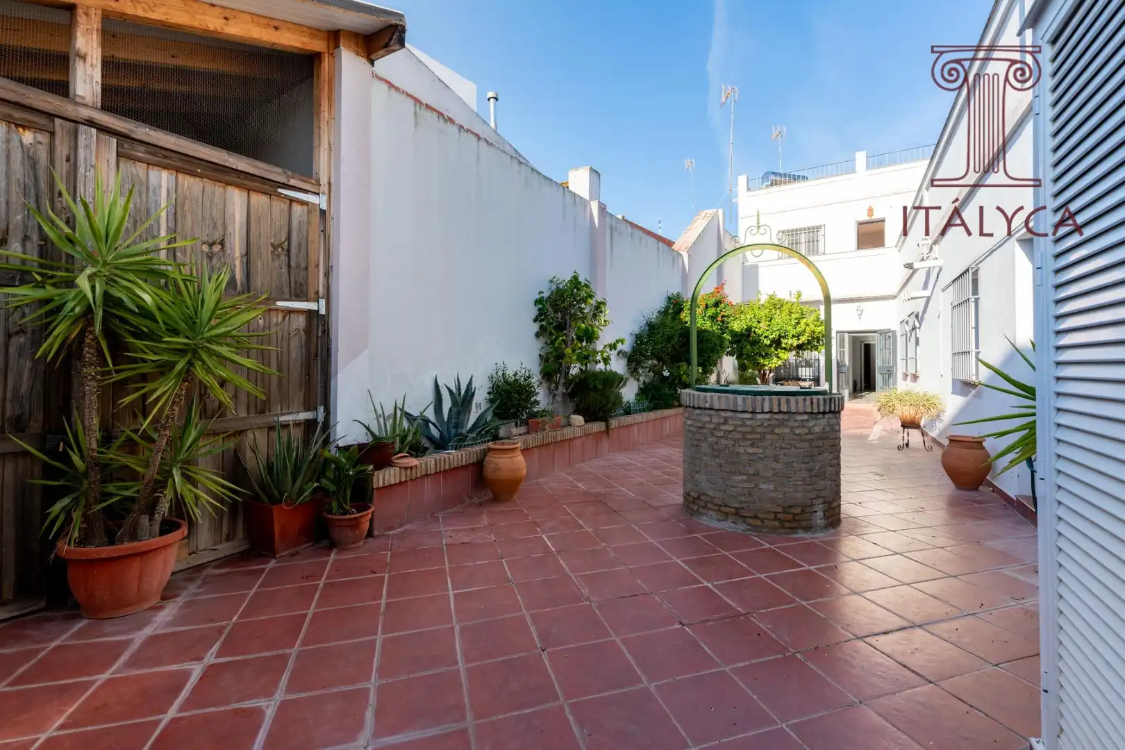 Terrassa de Casa o xalet en venda en Bormujos amb Aire condicionat, Calefacció i Jardí privat