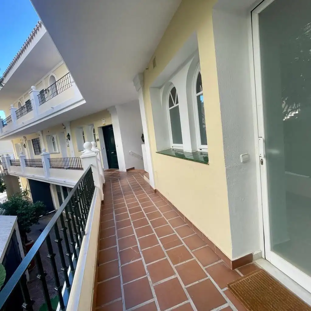 Büro zum Verkauf in Marbella mit Klimaanlage