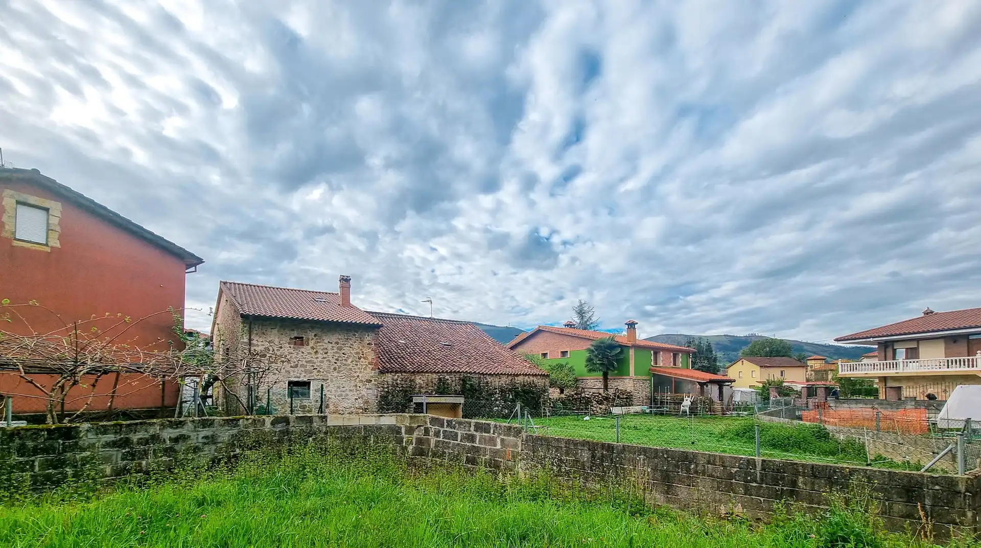 Exterior view of Houses for sale in Castañeda  with Private garden