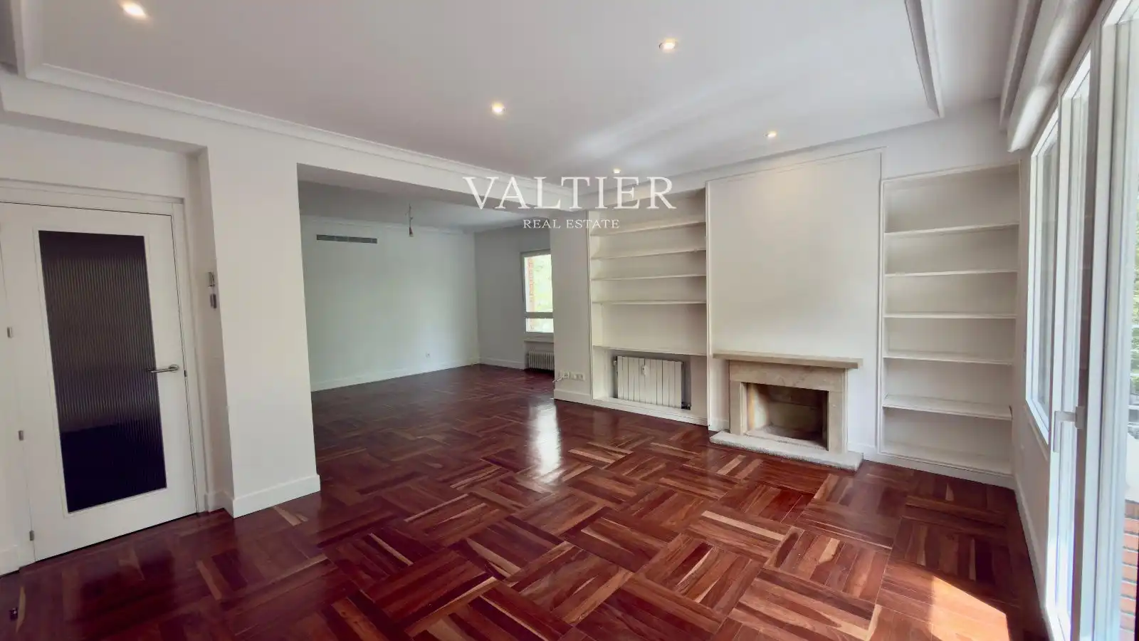 Sala de estar de Piso de alquiler en  Madrid Capital con Aire acondicionado, Terraza y Trastero