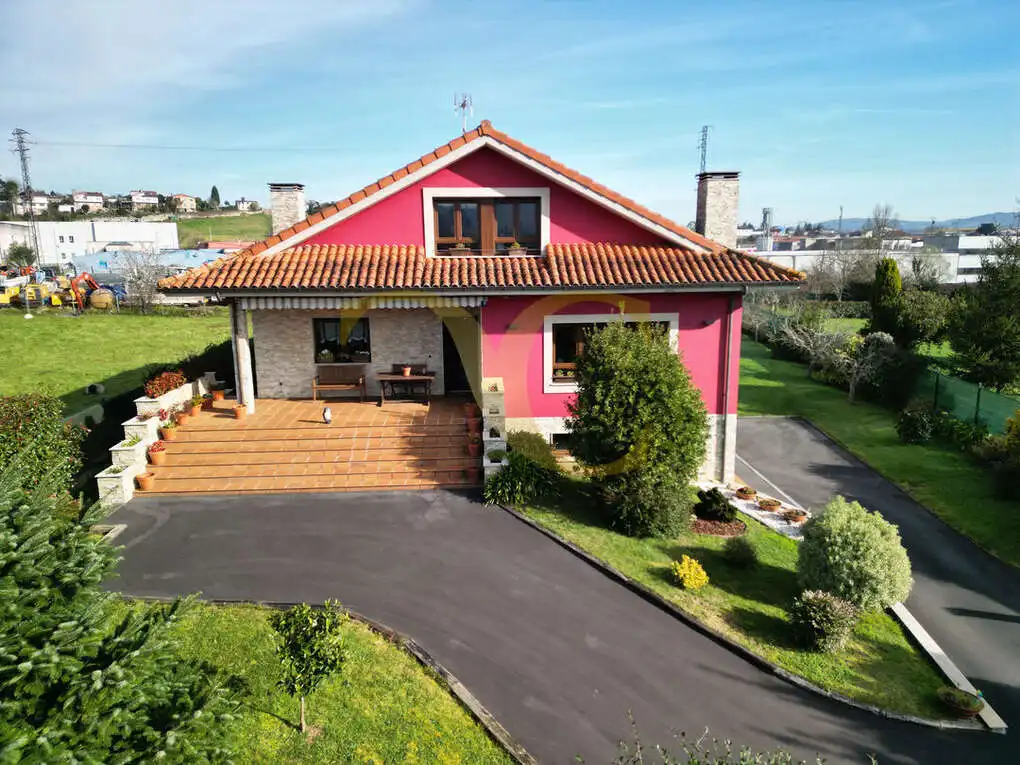 Vista exterior de Casa o chalet en venta en Siero con Calefacción, Terraza y Trastero