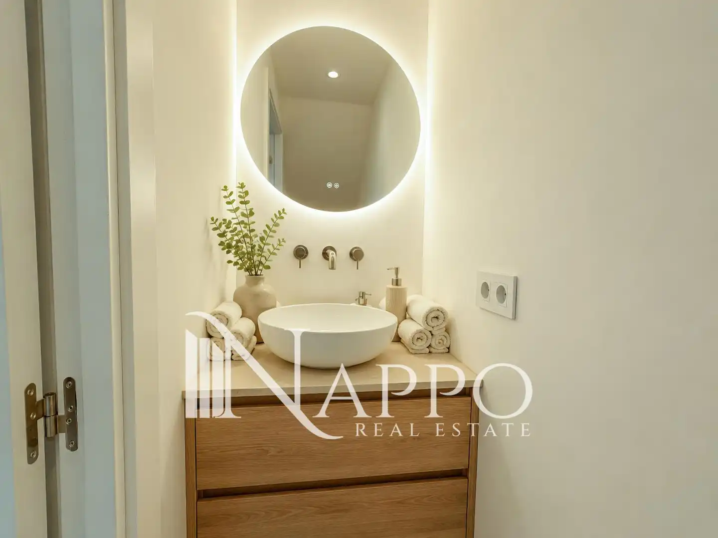 Bathroom of Detached homes for sale in Calvià  with Air Conditioner, Heating and Private garden