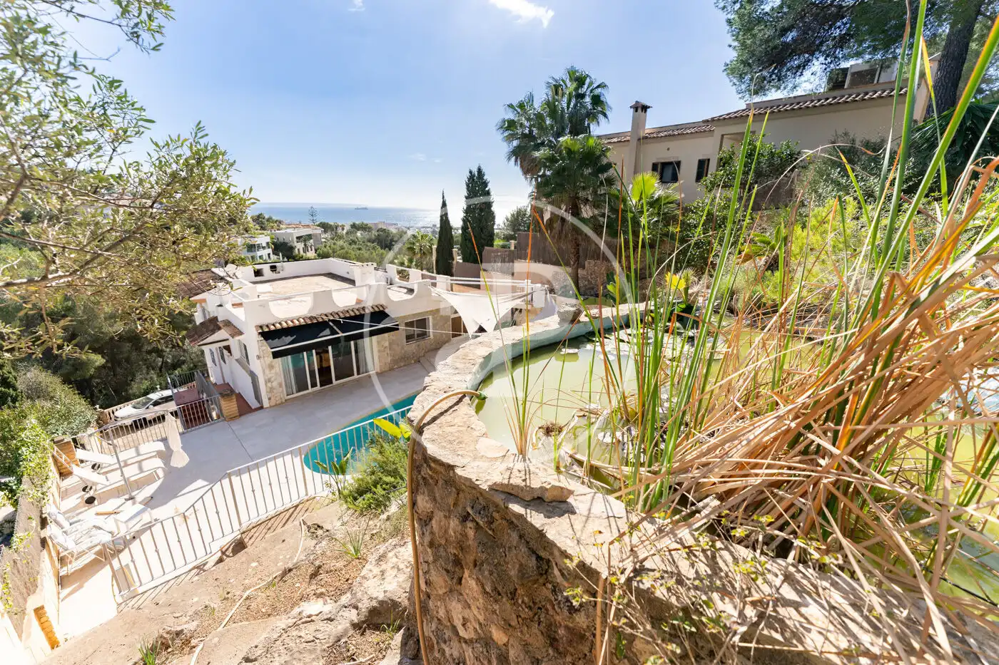 Vista exterior de Casa o xalet en venda en Calvià amb Aire condicionat, Calefacció i Jardí privat