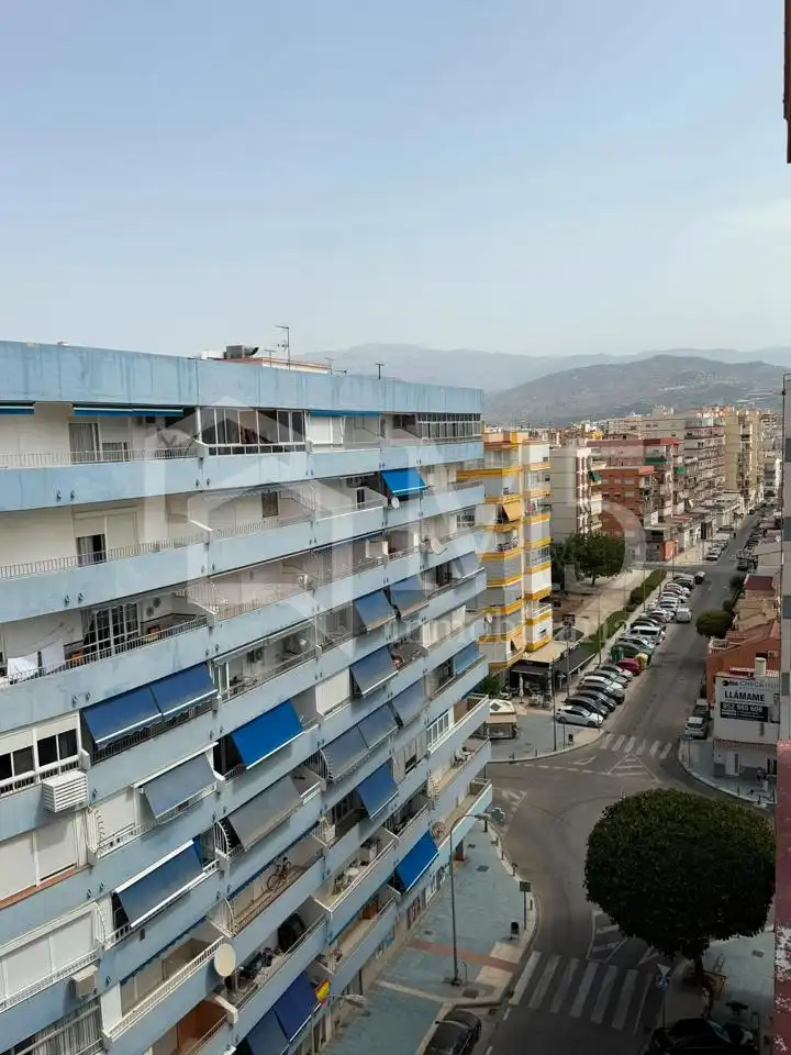 Vista exterior de Pis en venda en Vélez-Málaga amb Aire condicionat, Terrassa i Moblat