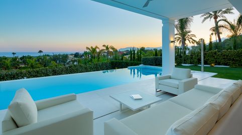 Impresionante Villa de lujo moderna en Nagueles, Marbella con vistas panorámicas al mar y a la montaña., immagine 2