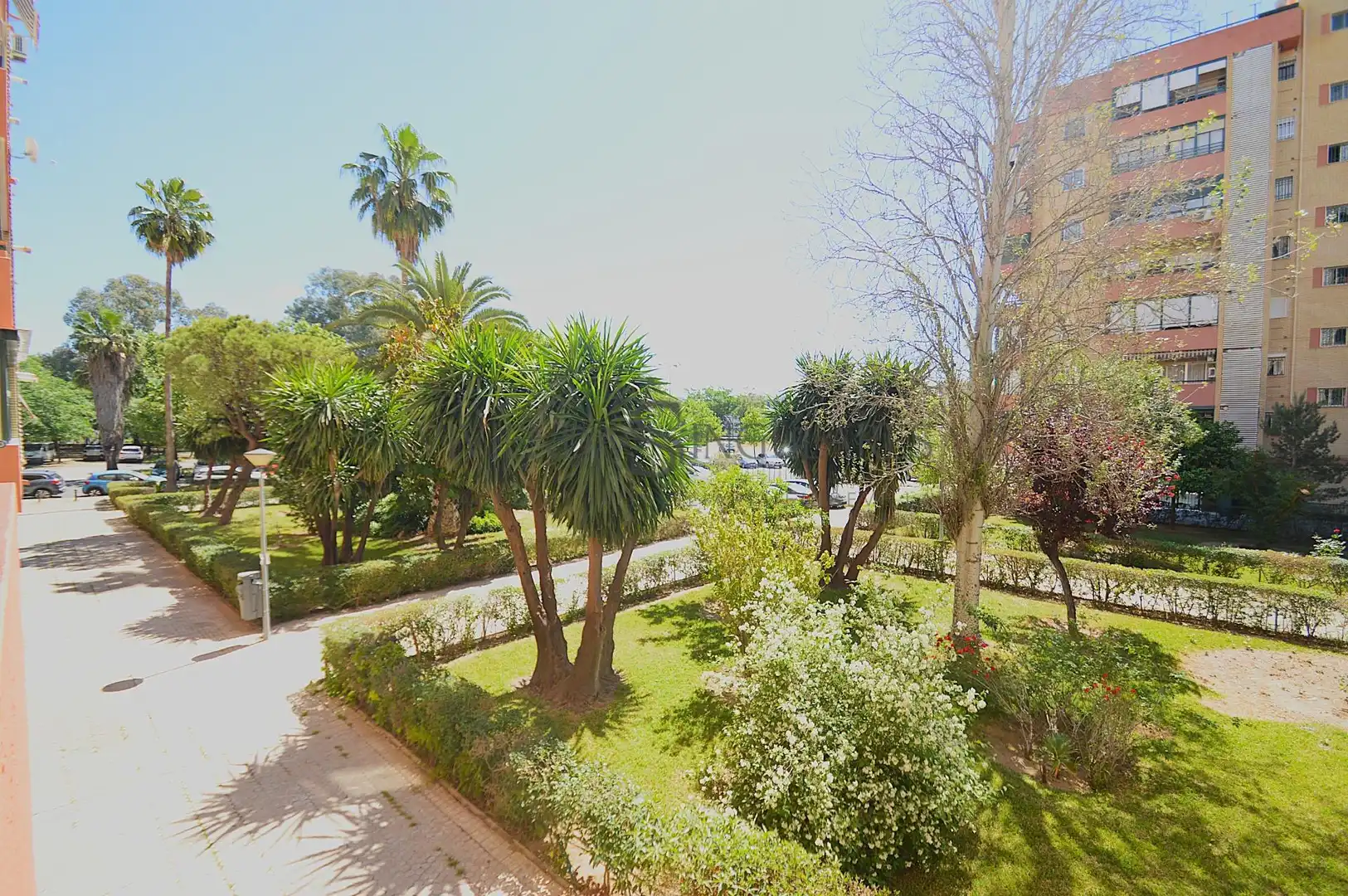 Garden of Flat for sale in Sevilla  with Air Conditioner, Heating and Private garden