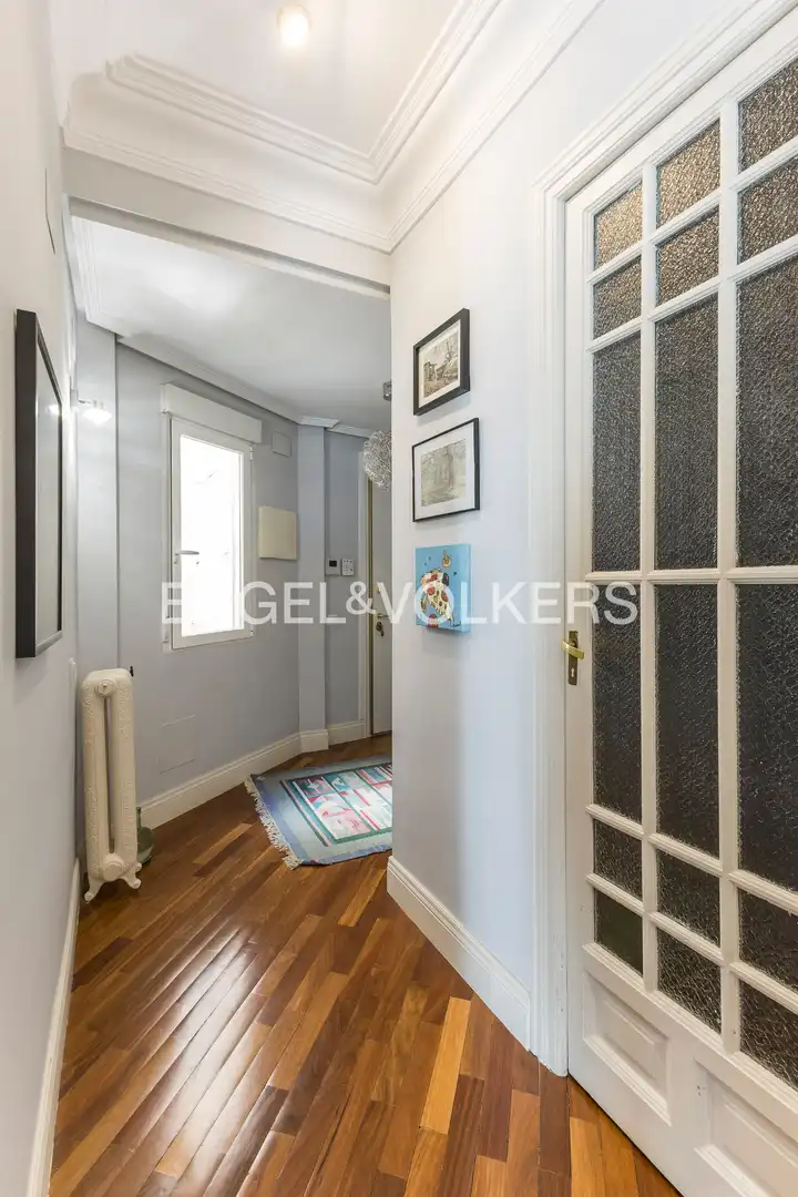 Flat for sale in Madrid  with Air Conditioner, Heating and Balcony