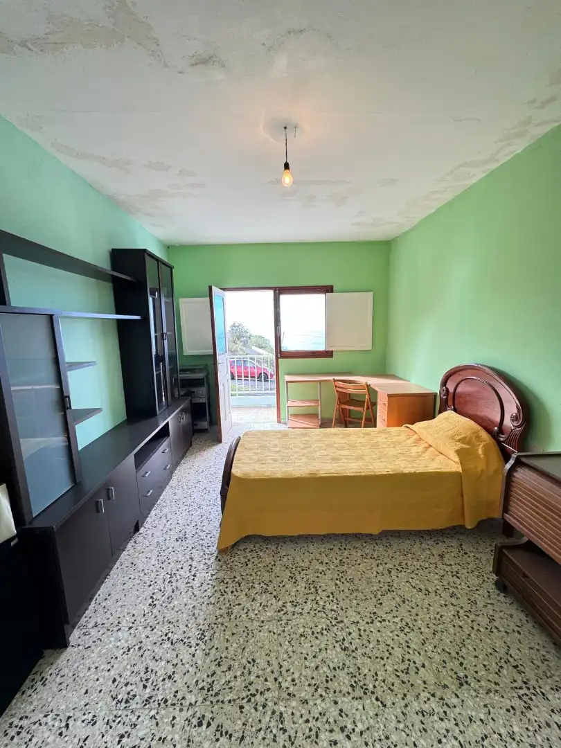 Casa rústica amb terrassa en venda a Avenida de los Asientos 6