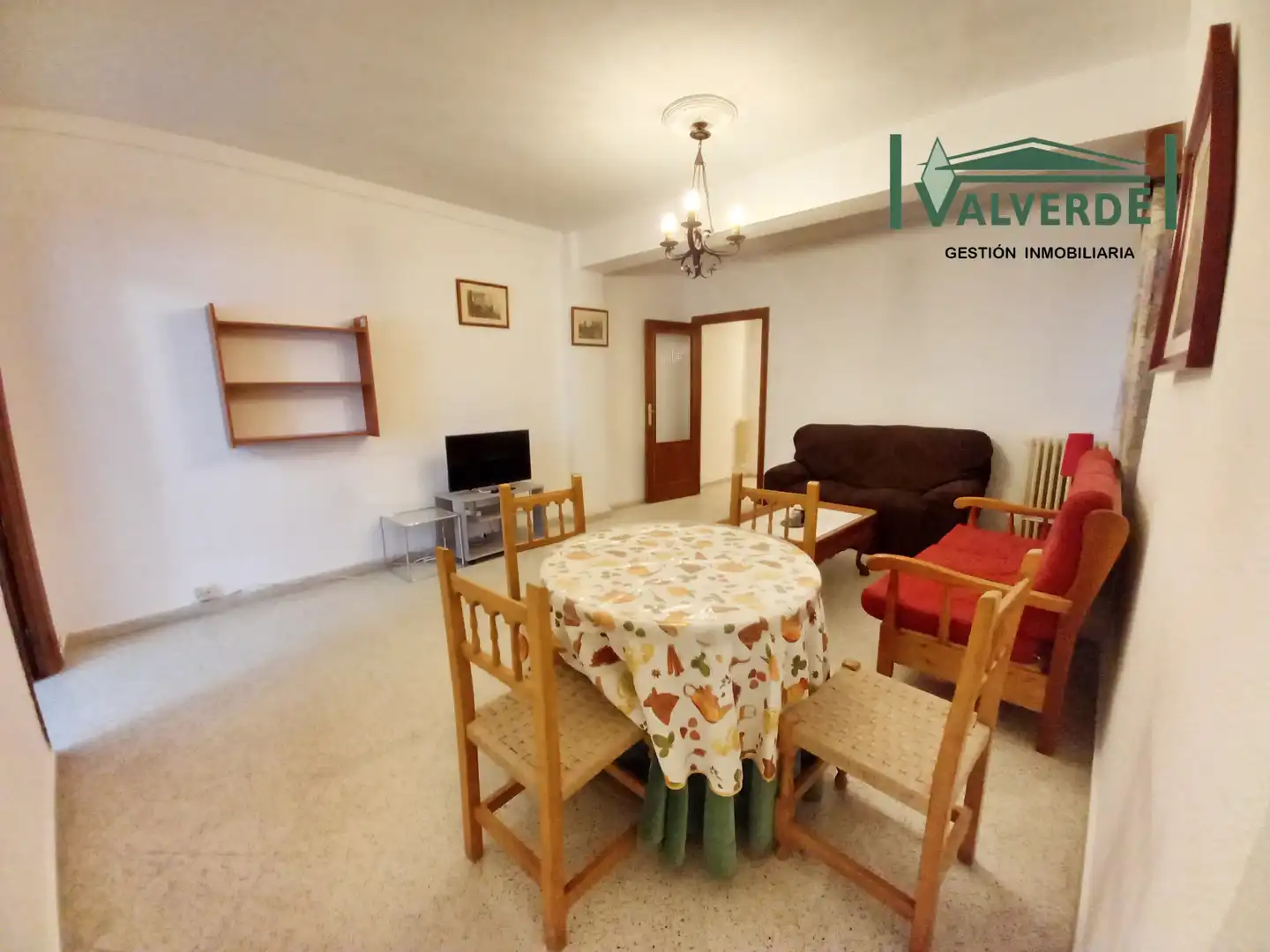 Living room of Flat for rent in Granada  with Heating, Furnished and Washing machine