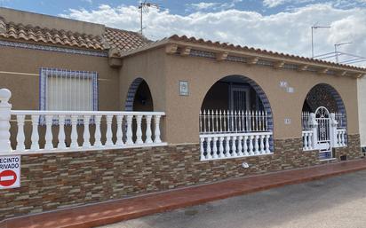 Vista exterior de Casa adosada en venda en San Javier amb Terrassa