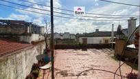 Vista exterior de Casa o xalet en venda en  Córdoba Capital amb Aire condicionat, Calefacció i Jardí privat