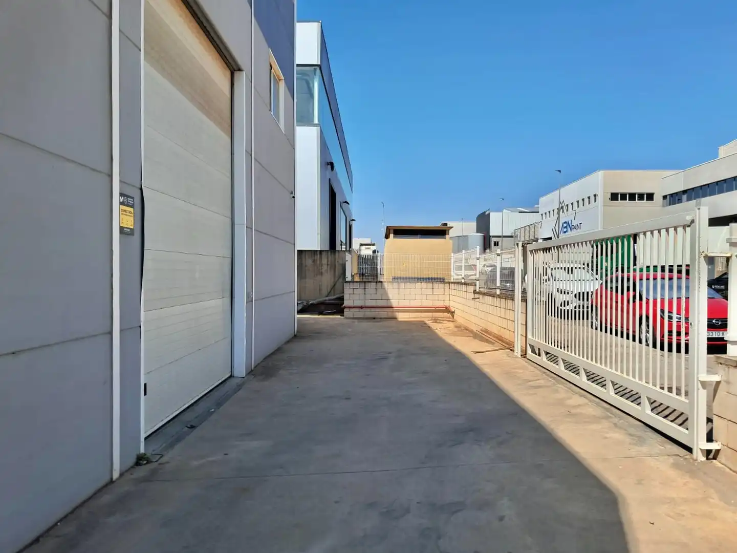 Vista exterior de Nau industrial de lloguer en Loriguilla