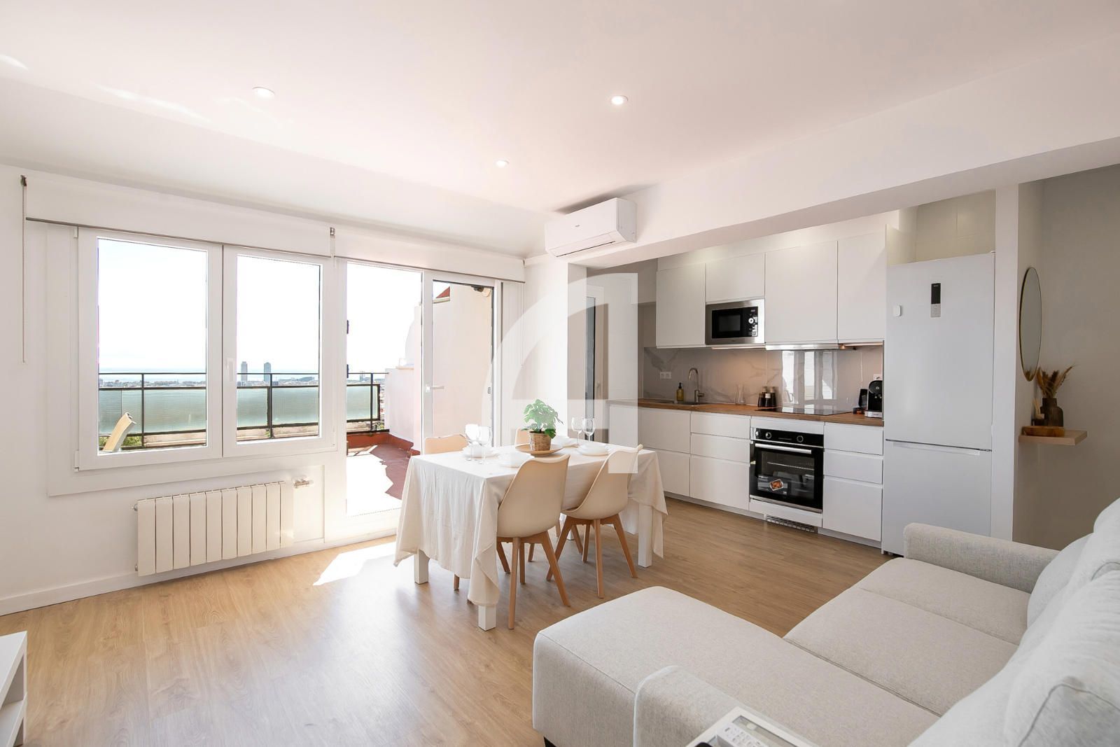Bedroom of Flat to rent in  Barcelona Capital  with Air Conditioner, Heating and Parquet flooring