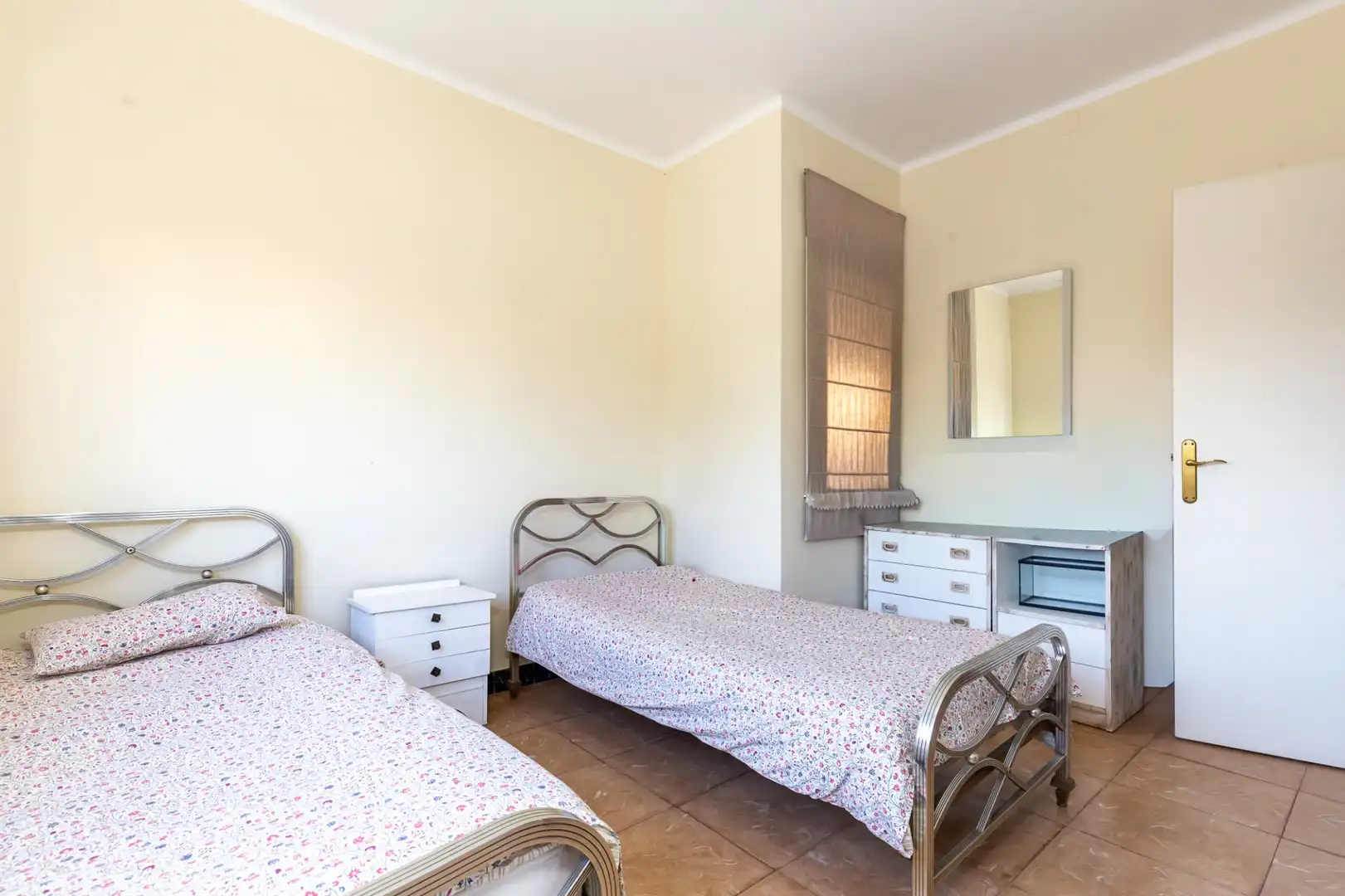 Dormitori de Casa o xalet en venda en Montcada i Reixac amb Aire condicionat, Calefacció i Terrassa