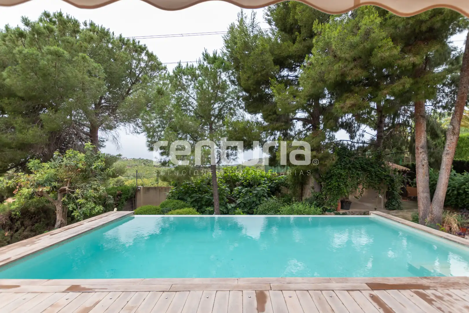 Swimming pool of Houses for sale in Sagunto / Sagunt  with Air Conditioner, Heating and Private garden
