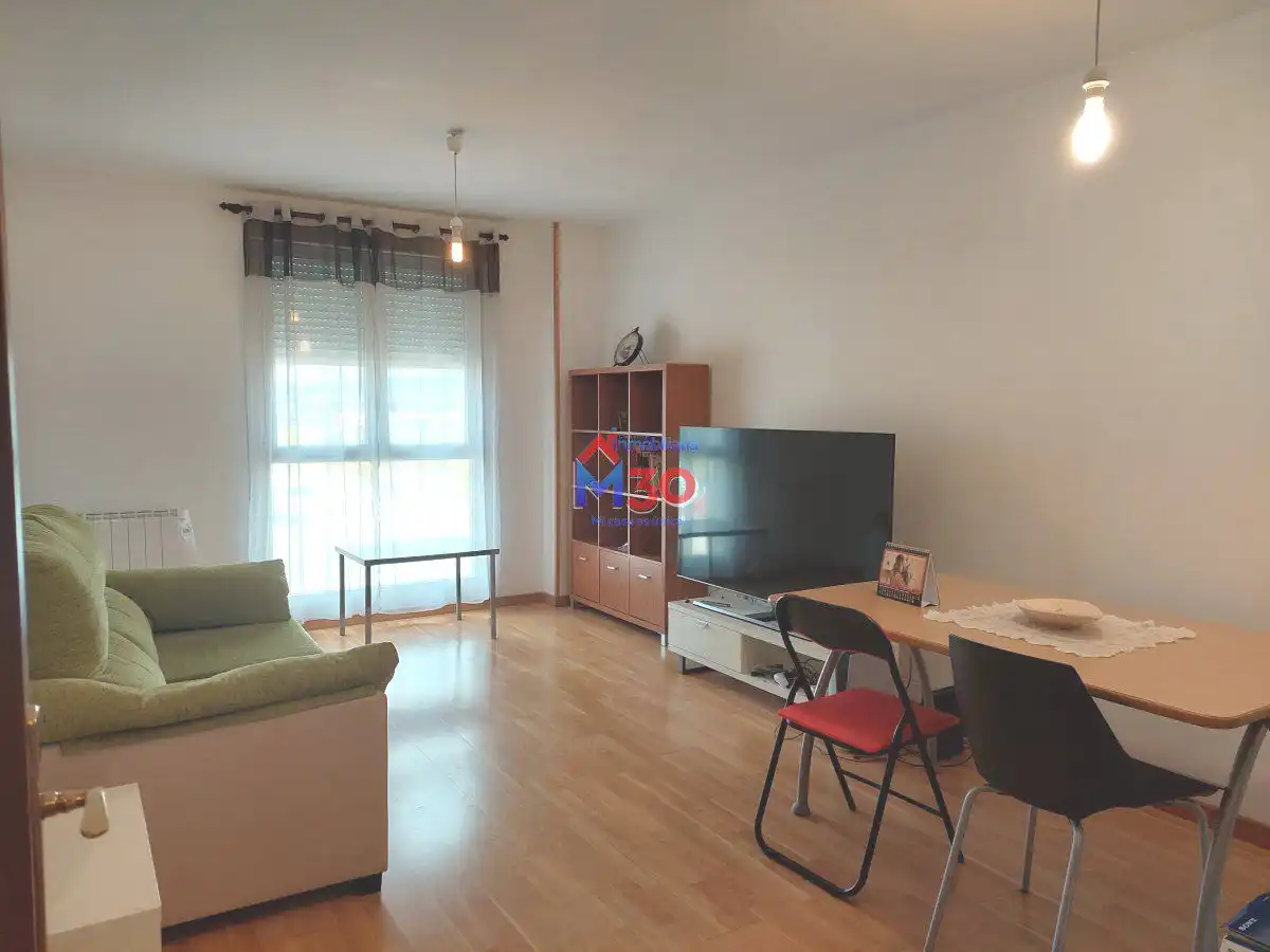 Sala d'estar de Pis en venda en Miranda de Ebro amb Calefacció, Terrassa i Traster