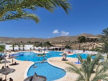 Adosado en alquiler en Pueblo Español - Coveta Fumá