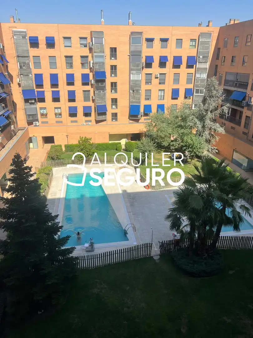 Pis amb piscina de lloguer a Suecia