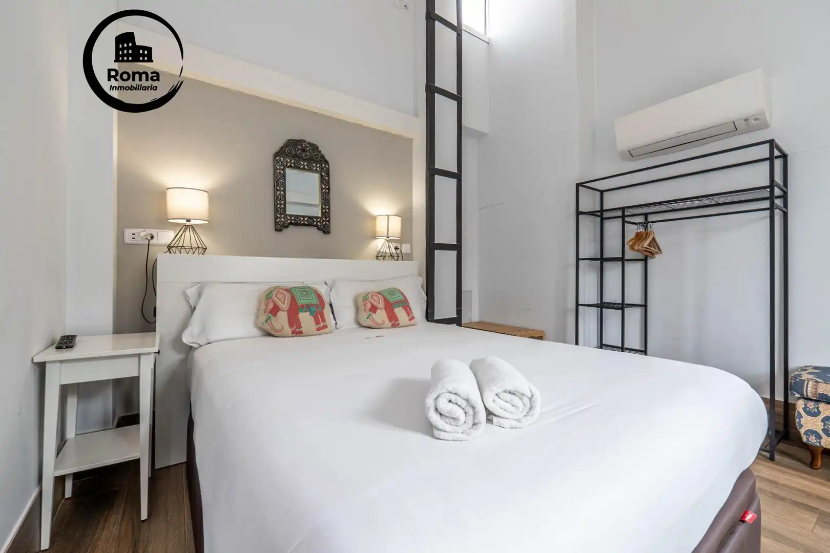Bedroom of Houses for sale in Granada  with Air Conditioner, Heating and Furnished