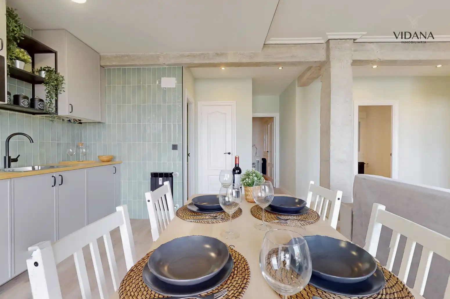 Comedor de Piso en venta en  Pamplona / Iruña con Calefacción, Parquet y Terraza