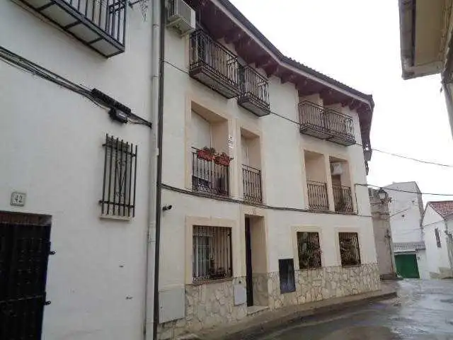 Vista exterior de Piso en venta en Valdilecha con Calefacción y Trastero