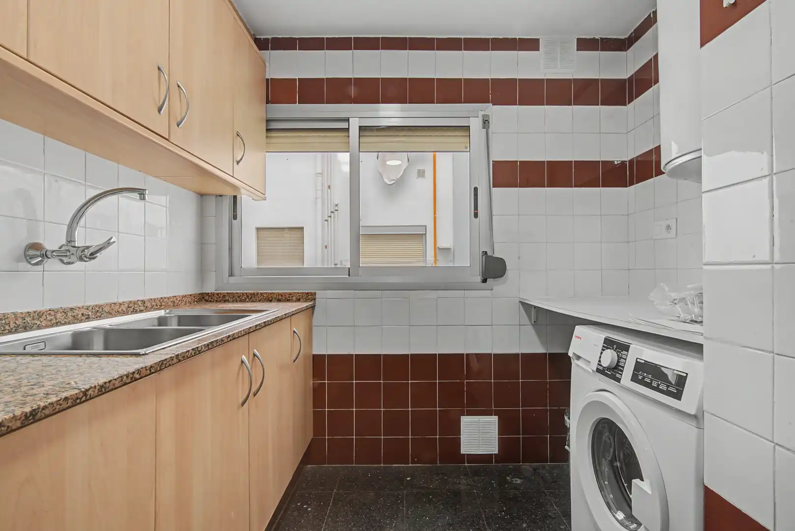 Kitchen of Flat for sale in Valencia  with Air Conditioner and Terrace