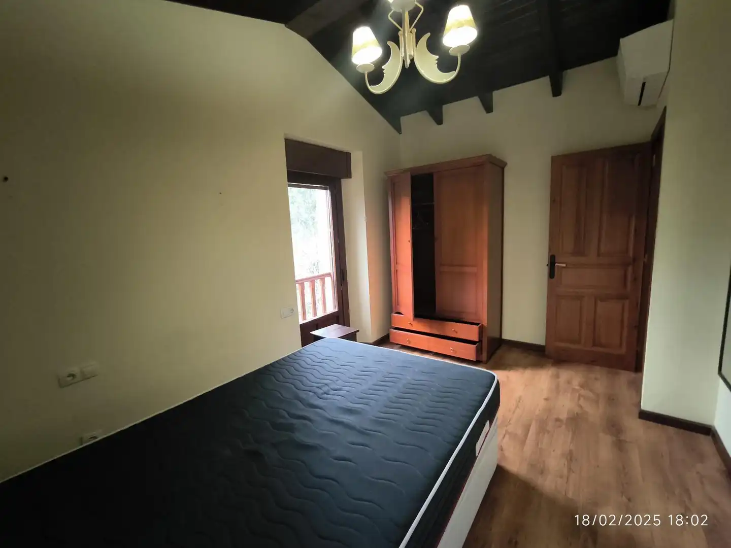 Schlafzimmer von Haus oder Chalet zum Verkauf in Villaviciosa mit Klimaanlage und Heizung
